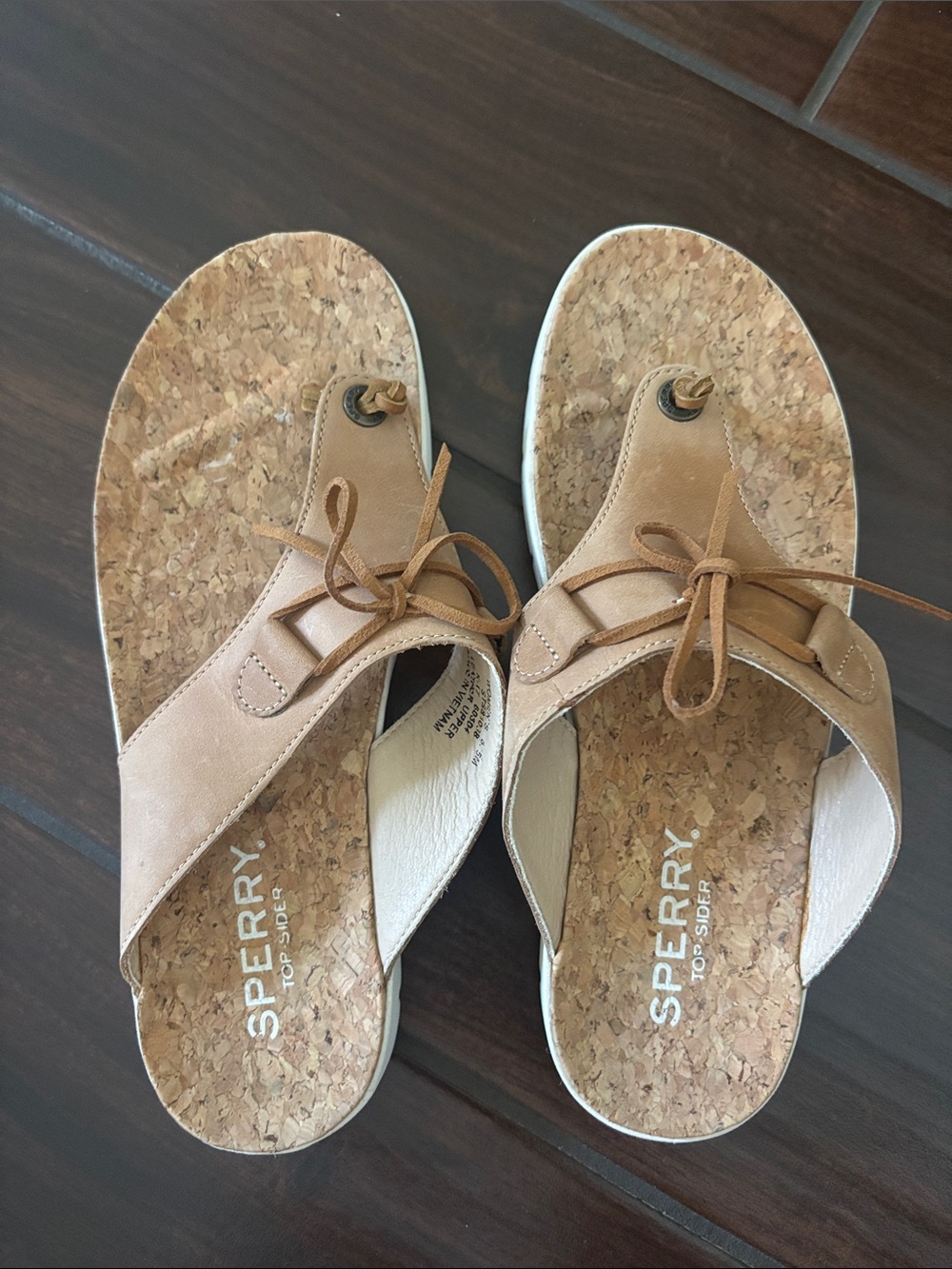 Sperry Beige Leather Cork-Top Thong Sandals